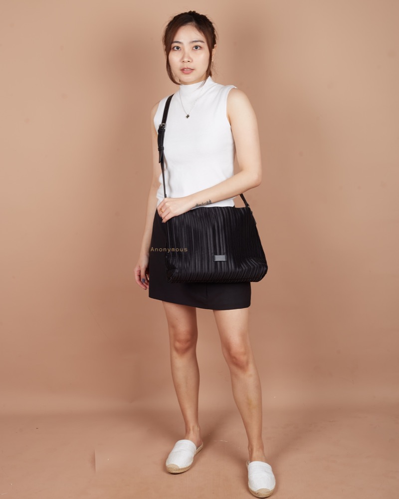 Anonymous Findy Satin Bag (No Brand)