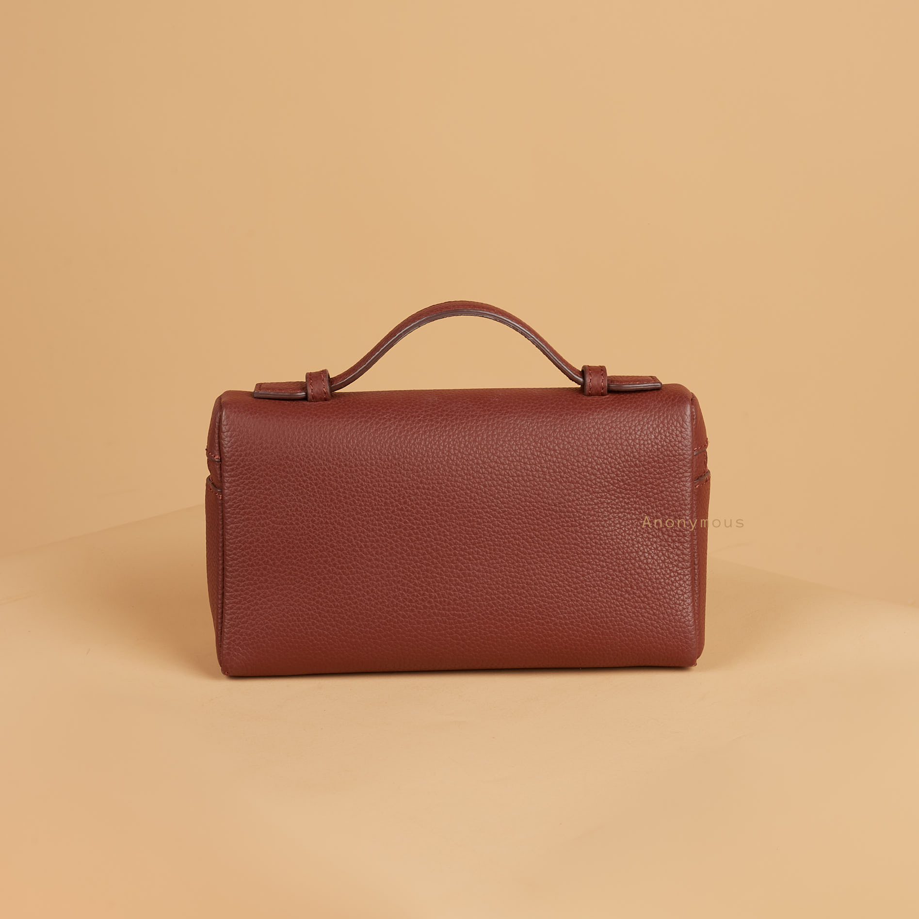 Anonymous Lola Bag L19 Togo Leather No Brand (Tas Kulit)