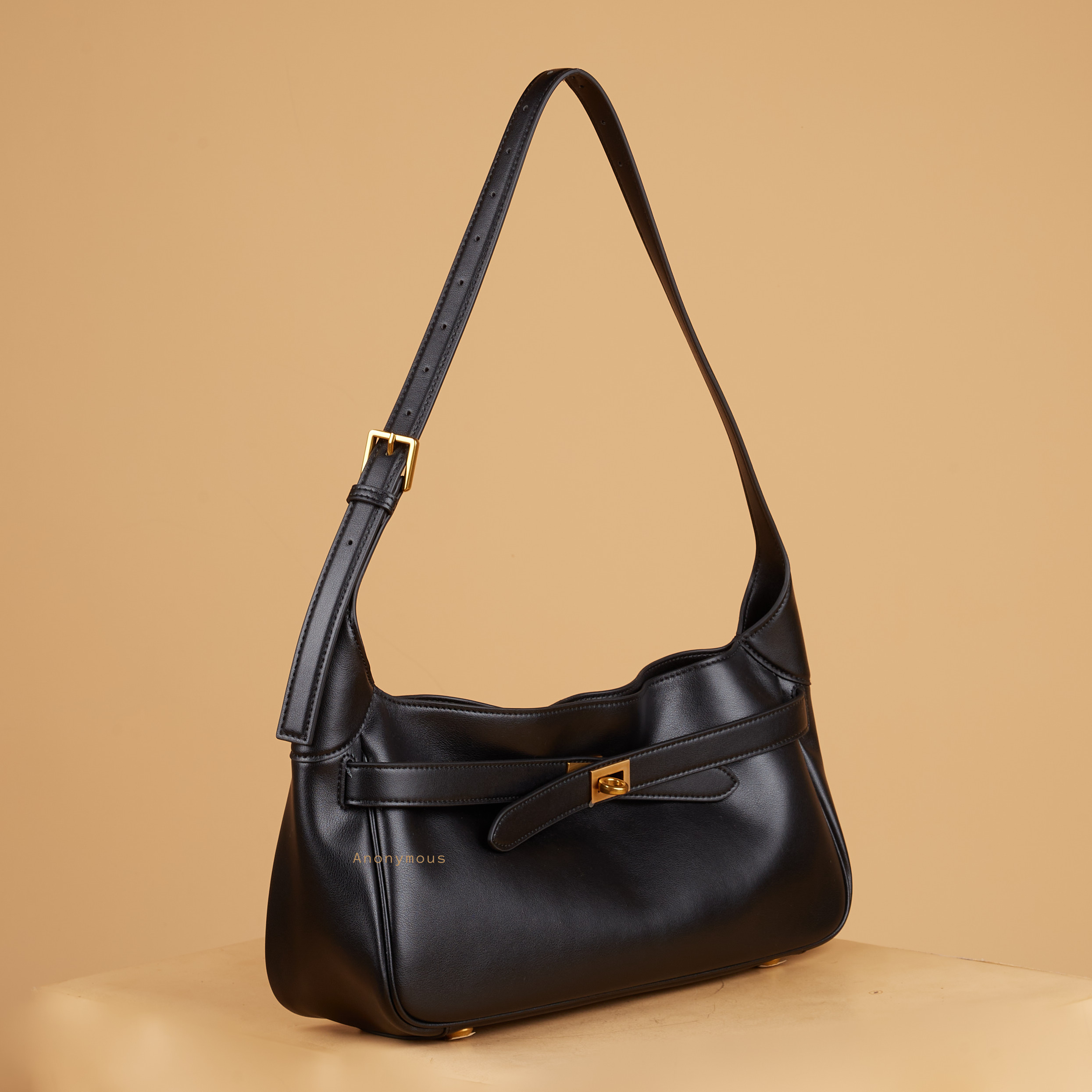 Anonymous Zorro East West Lambskin Leather (Tas Kulit)