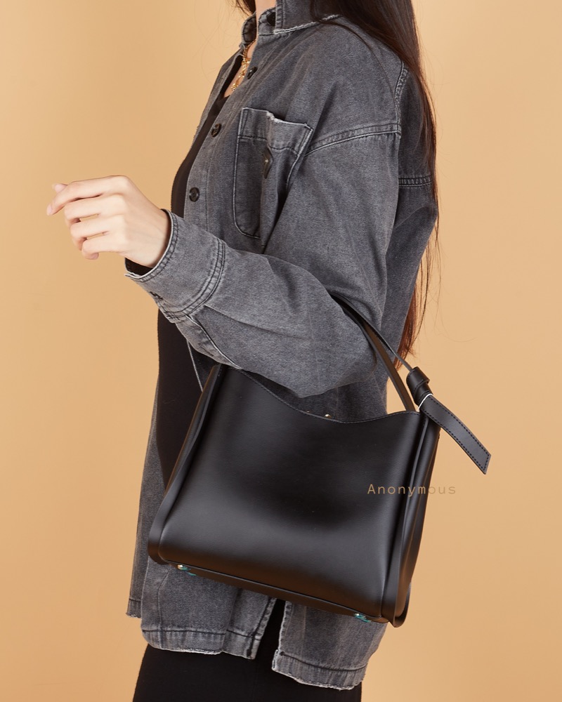 Anonymous Lika Square Top Handle Bag Swift Leather No Brand (Tas Kulit)