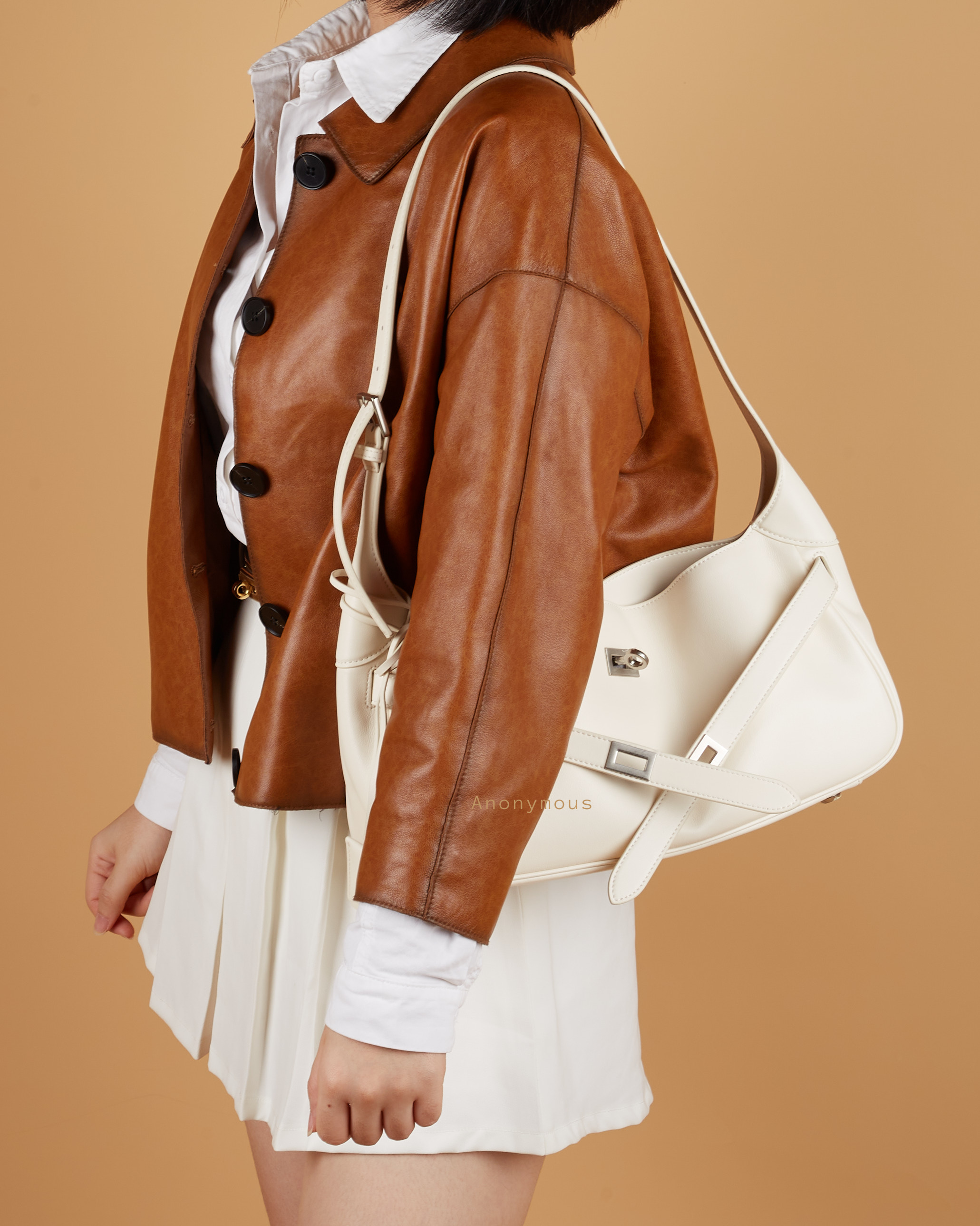 Anonymous Zorro East West Lambskin Leather (Tas Kulit)