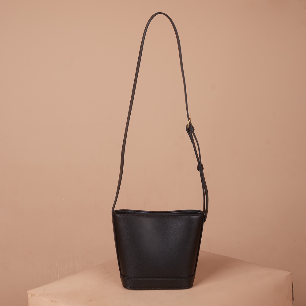 Anonymous Joline Bucket Bag Swift Leather GHW No Brand (Tas Kulit)