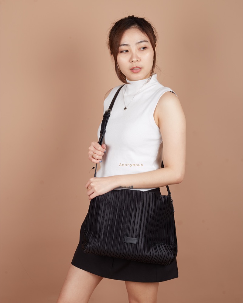 Anonymous Findy Satin Bag (No Brand)