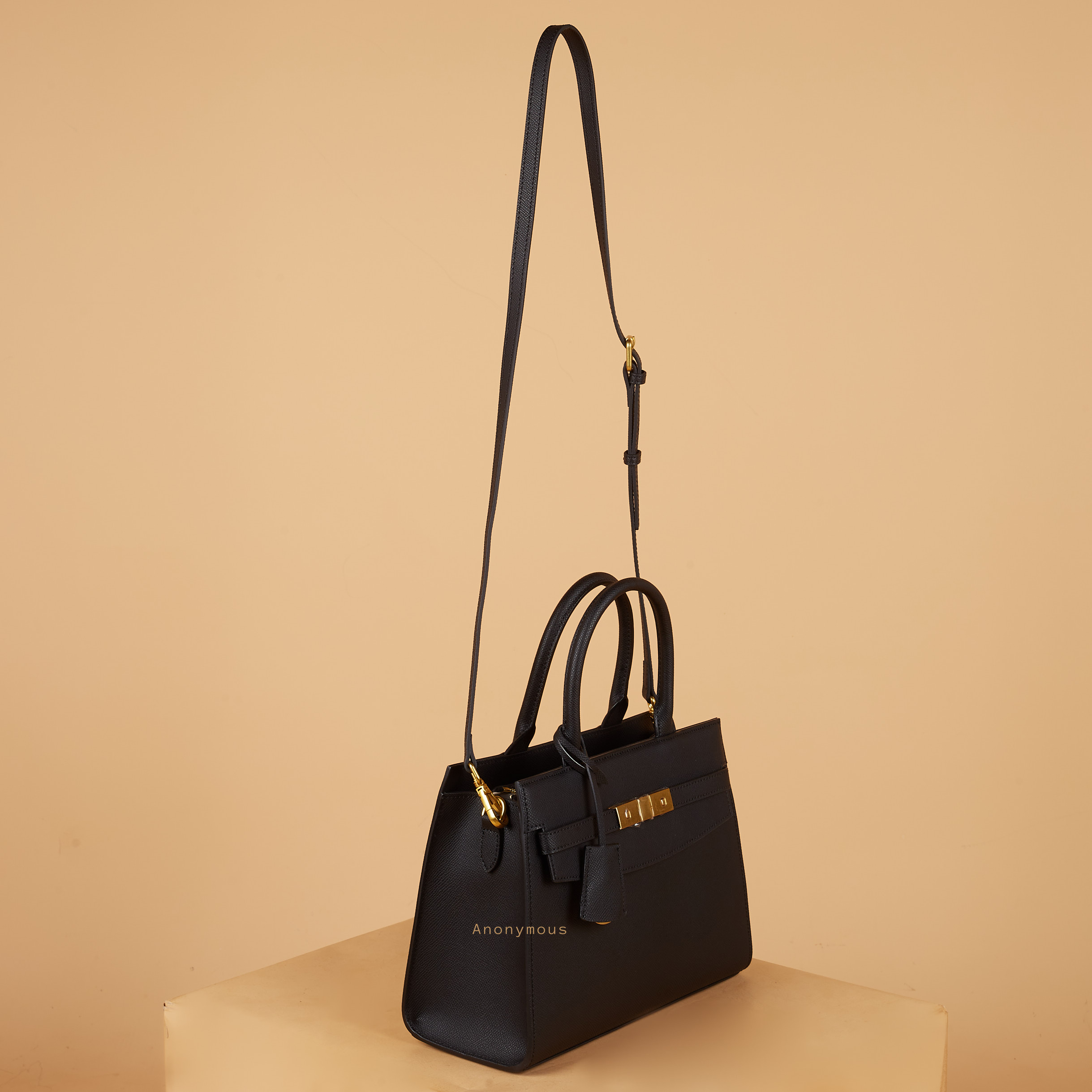 Anonymous Gwen Top handle Bag Leather