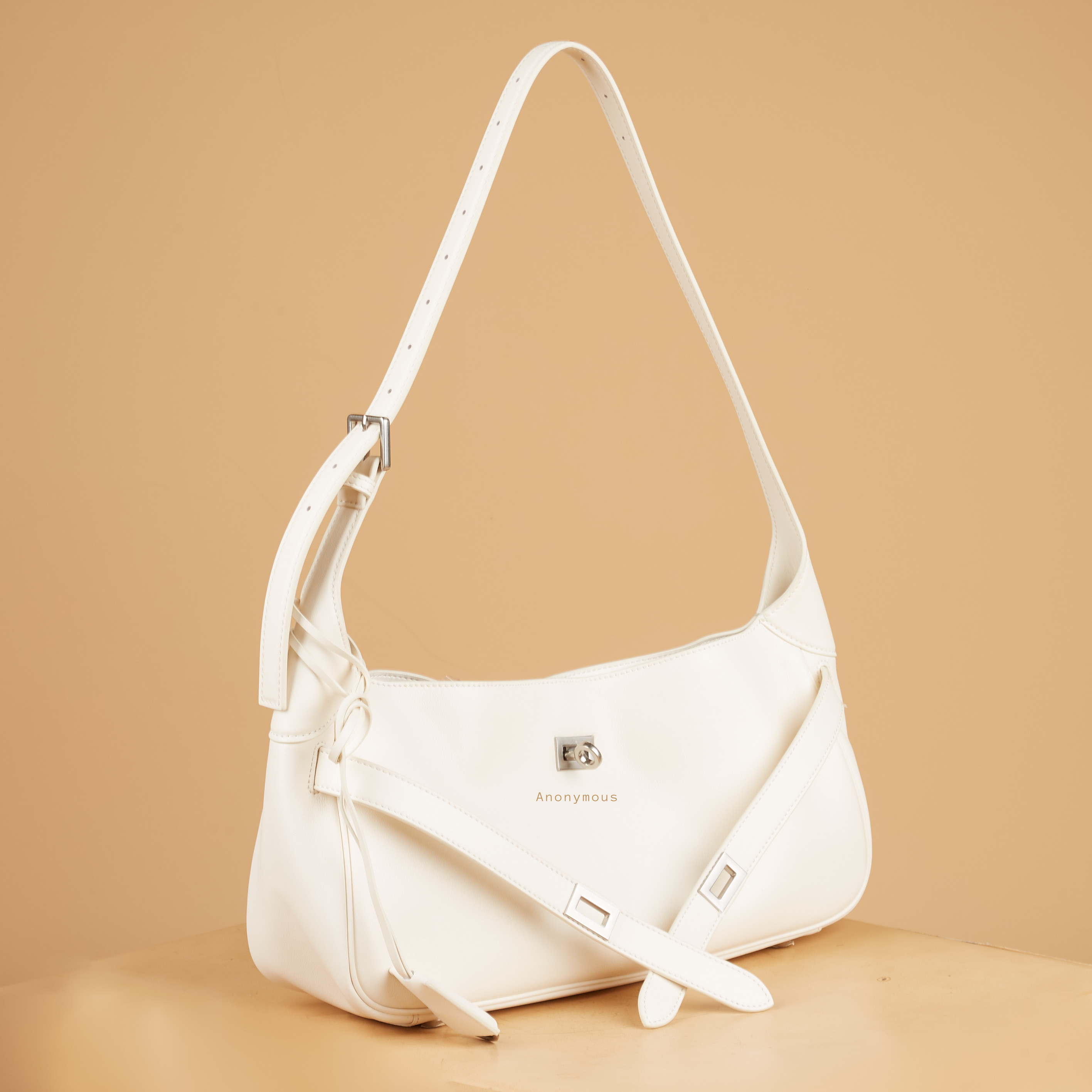 Anonymous Zorro East West Lambskin Leather (Tas Kulit)