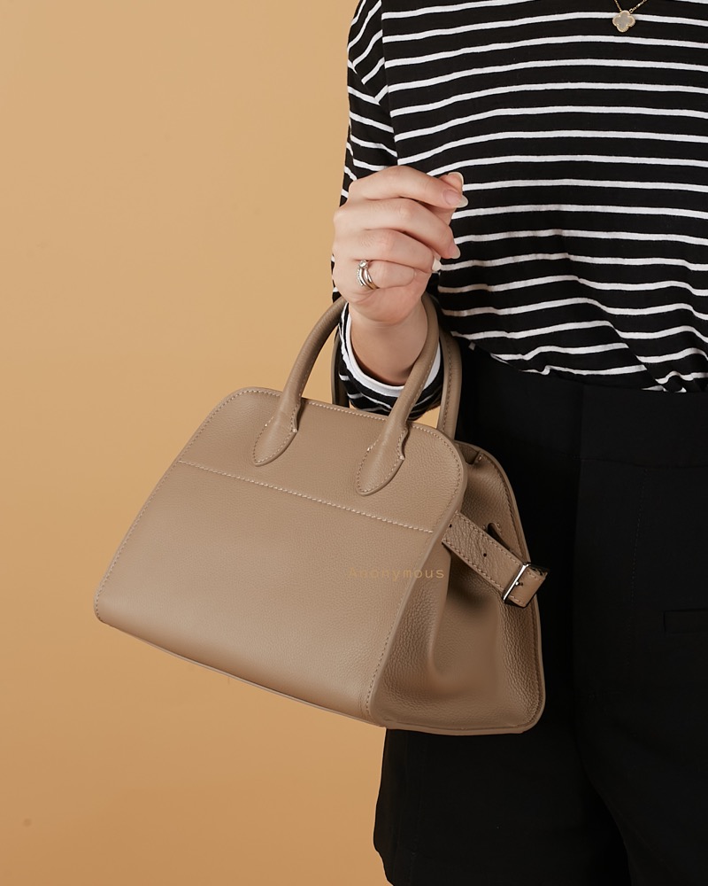 Anonymous Monthy Tote Bag 26 Togo Leather No Brand (Tas Kulit)