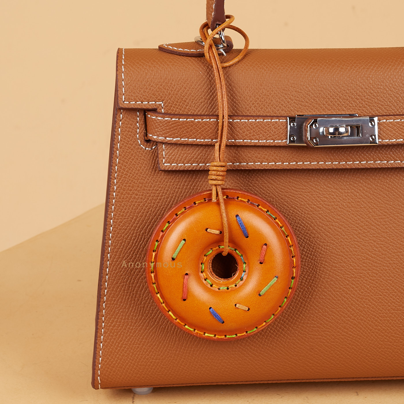 Anonymous Doo-Nut Charm Leather (Gantungan Tas)