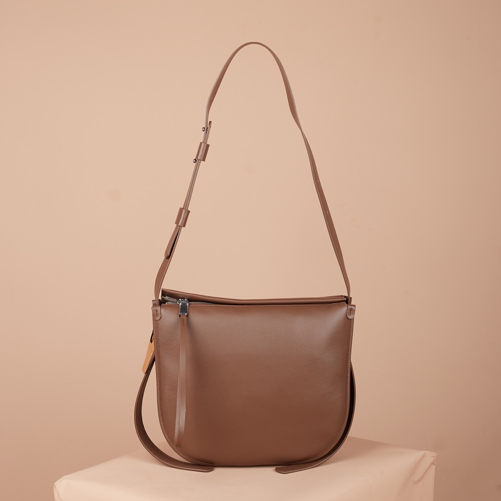Anonymous Isla Crossbody Bag Swift Leather No Brand (Tas Kulit)