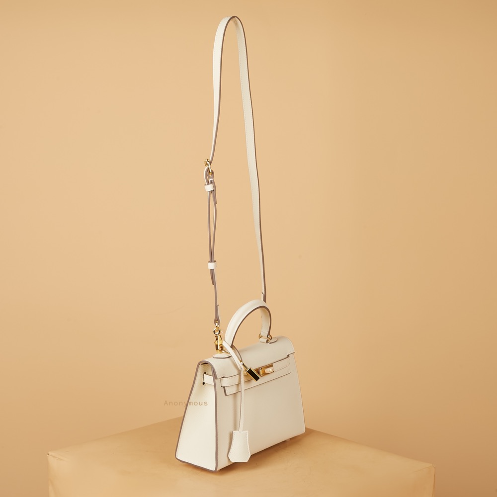 Anonymous Cara Bag k22 Taiga Leather No Brand (Tas Kulit)