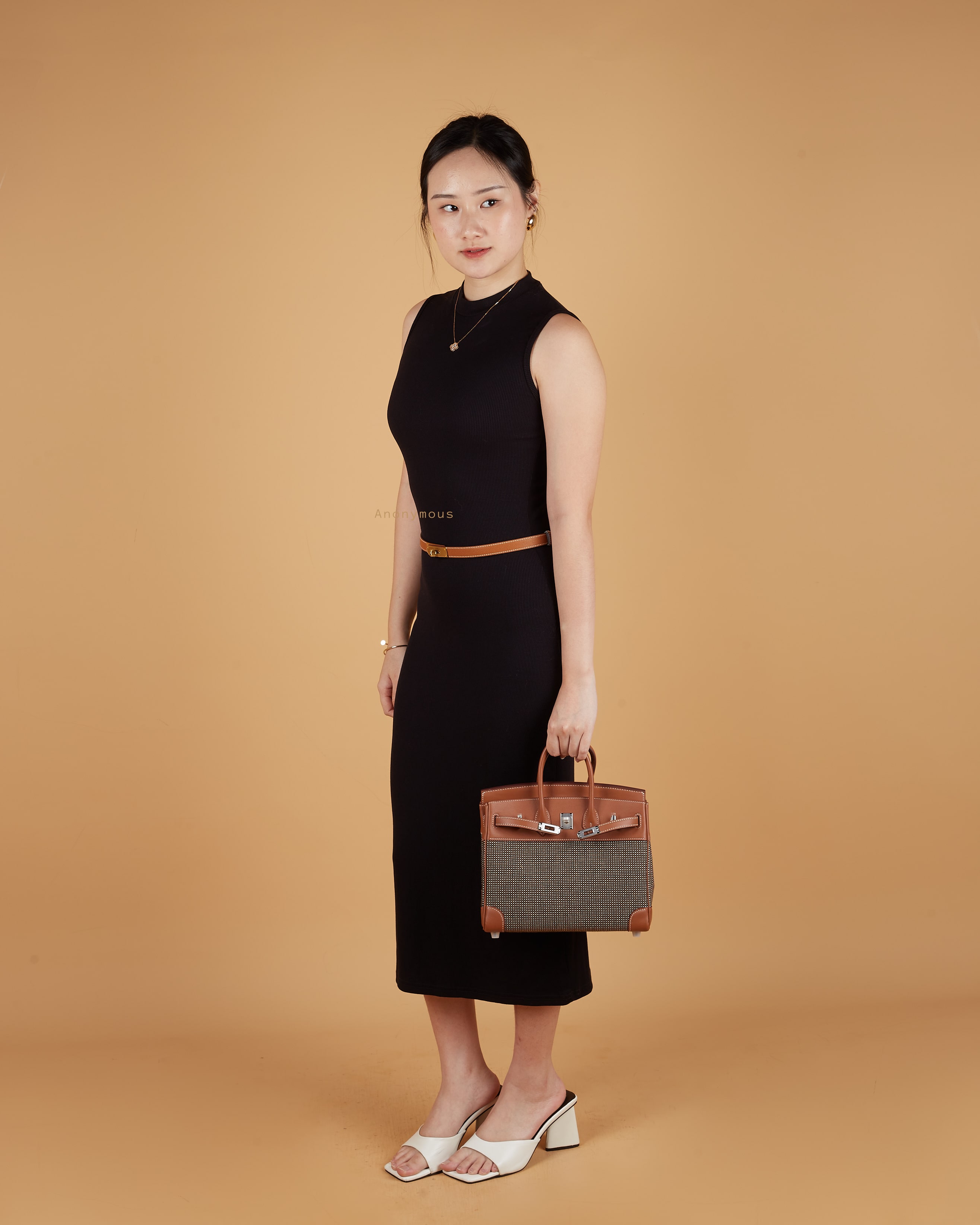 Anonymous Bebe 25 ecru pattern No Brand (Tas Kulit)