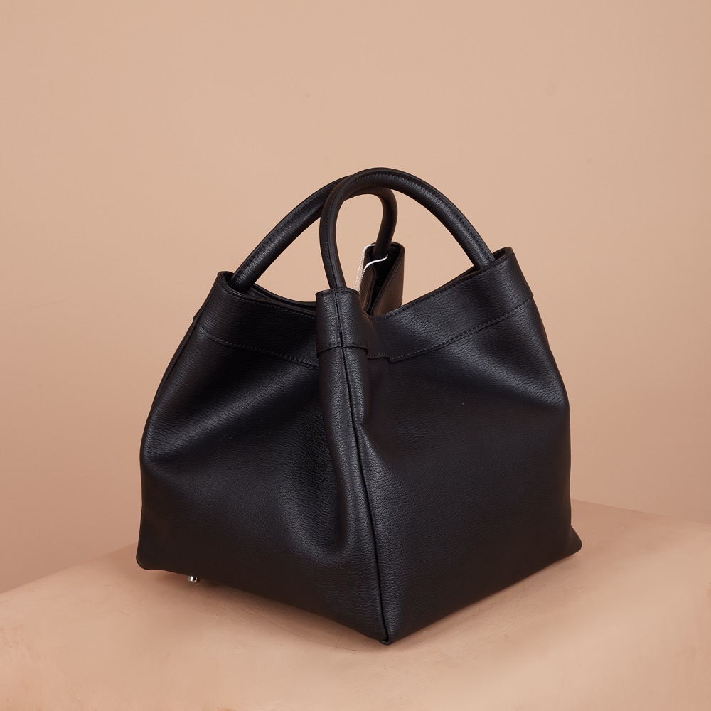 Anonymous Willow Bucket Bag Swift Leather No Brand (Tas Kulit)