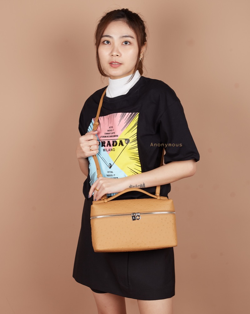 Anonymous Lola Bag L27 Ostrich PHW No Brand (Tas Kulit)
