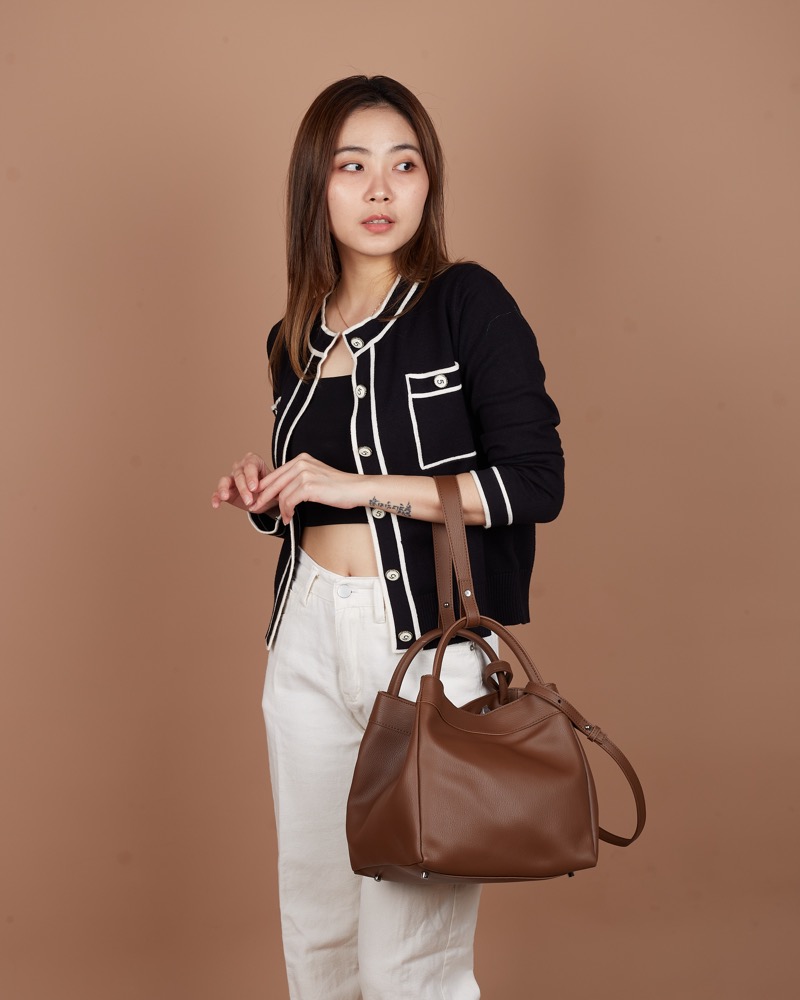 Anonymous Willow Bucket Bag Swift Leather No Brand (Tas Kulit)