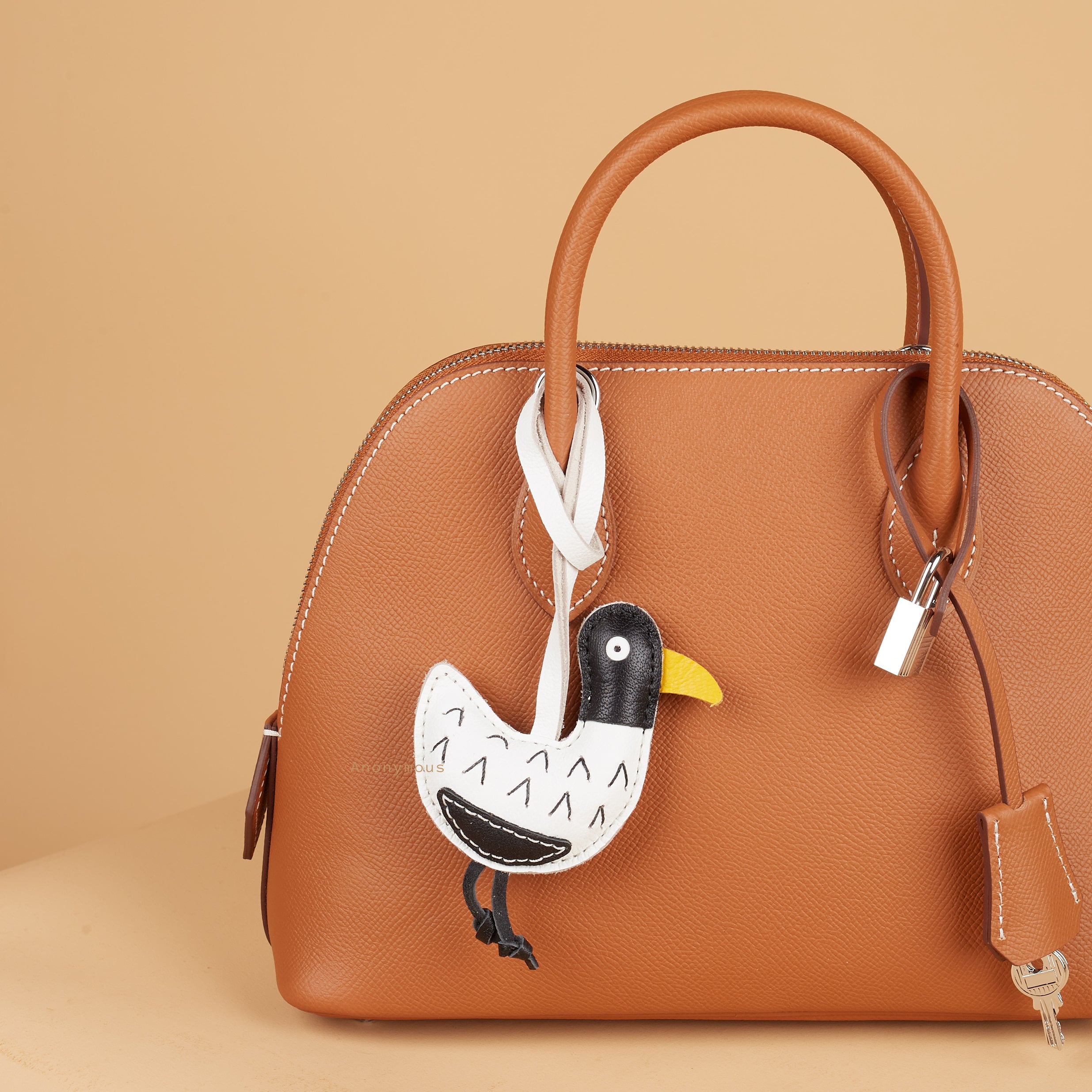 Anonymous Duck King Charm (Gantungan Tas)