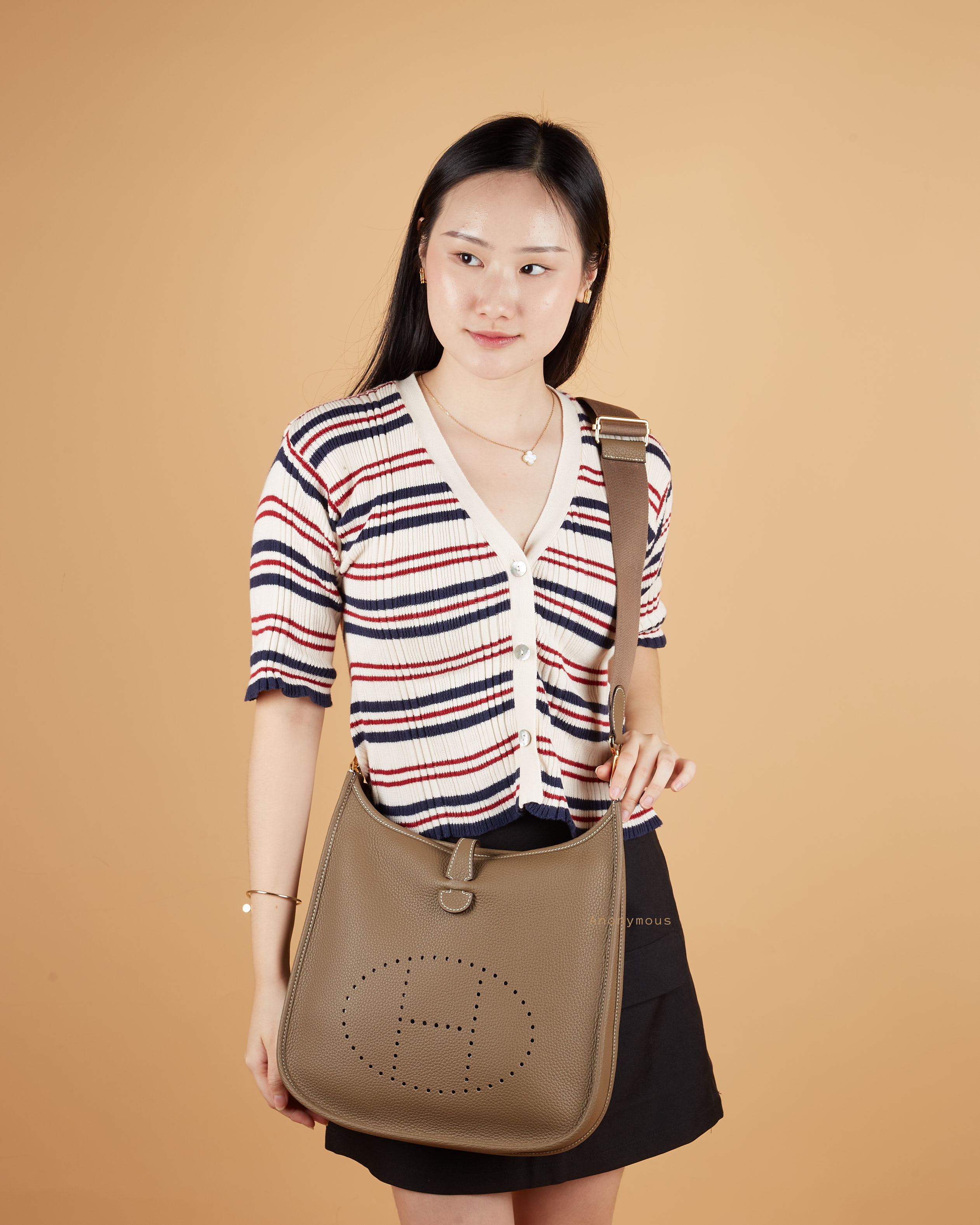 Anonymous Madeline E29 Togo Leather No Brand (Tas Kulit)