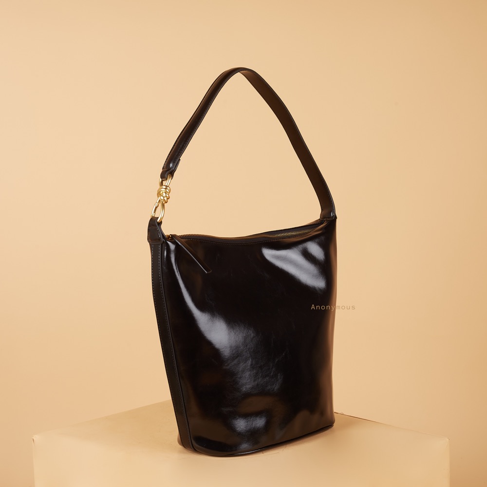 Anonymous Penny Shoulder Bag Leather No Brand (Tas Kulit)