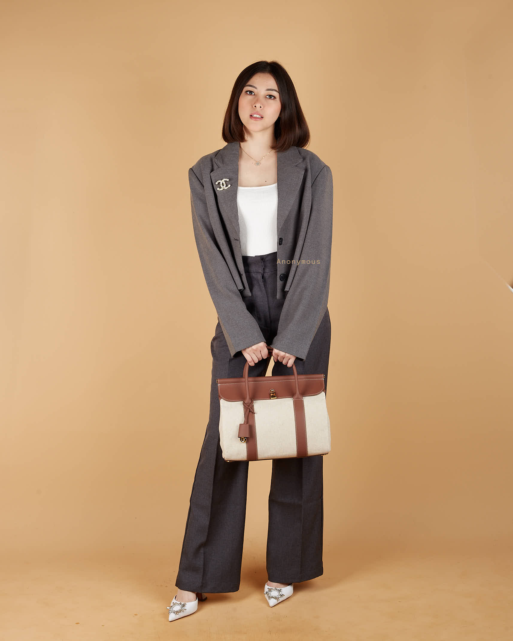 Anonymous Loomy 32 Ecru Canvas No Brand (Tas Kulit)