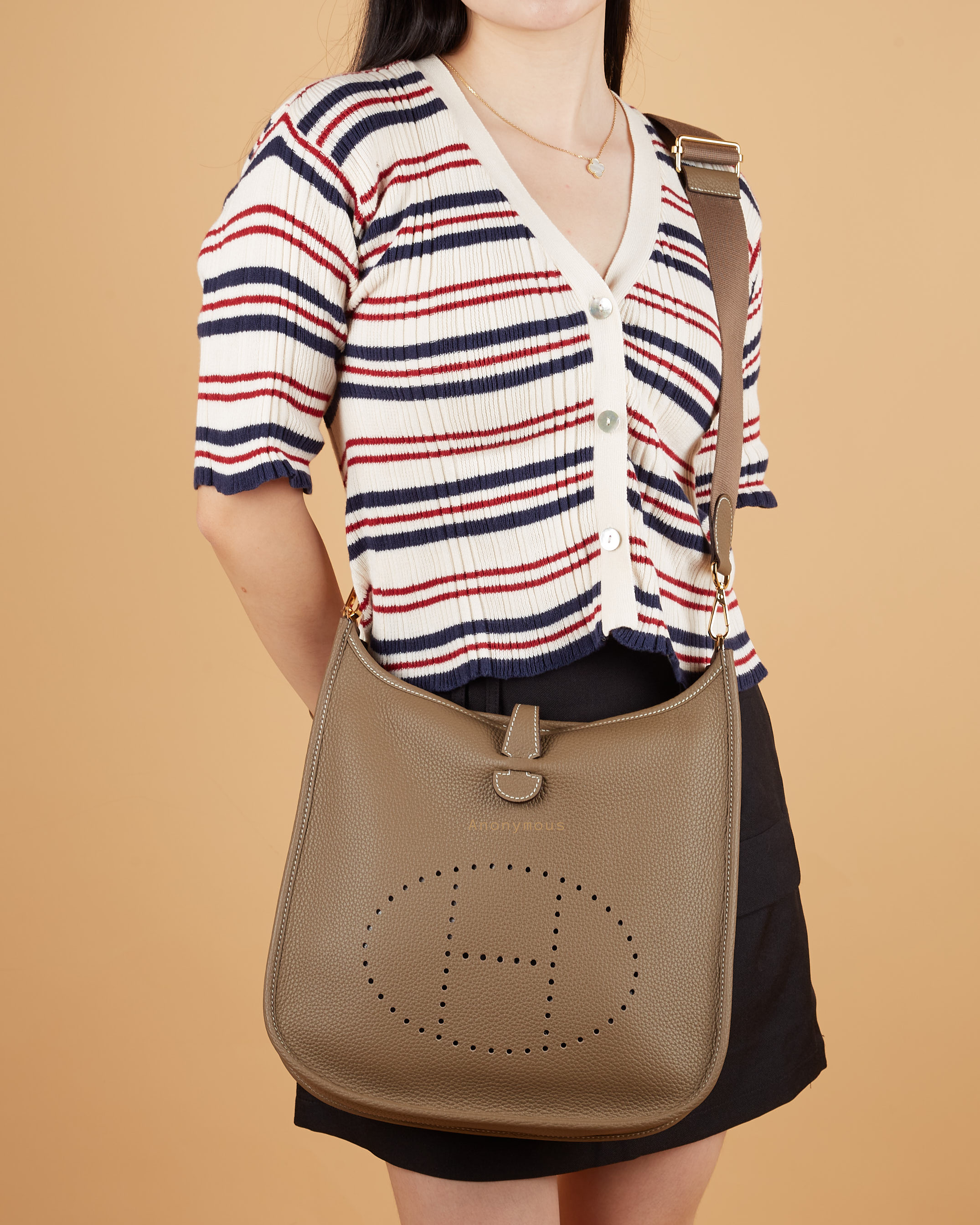 Anonymous Madeline E29 Togo Leather No Brand (Tas Kulit)