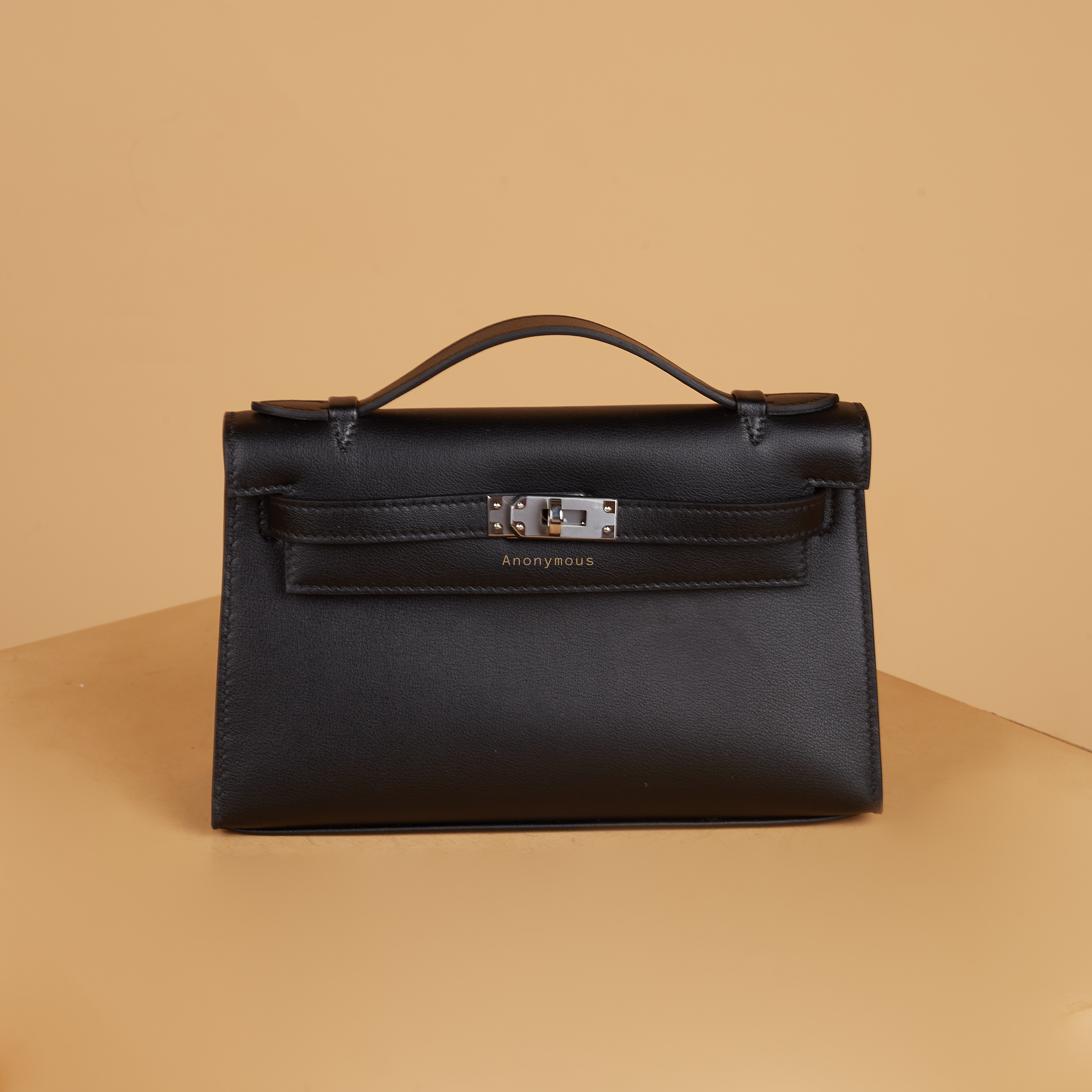 Anonymous Kylee Pochette Swift Leather