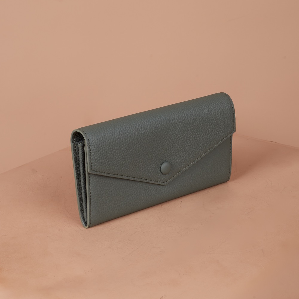 Anonymous Vee Long Wallet Grained Leather No Brand (Dompet Kulit)