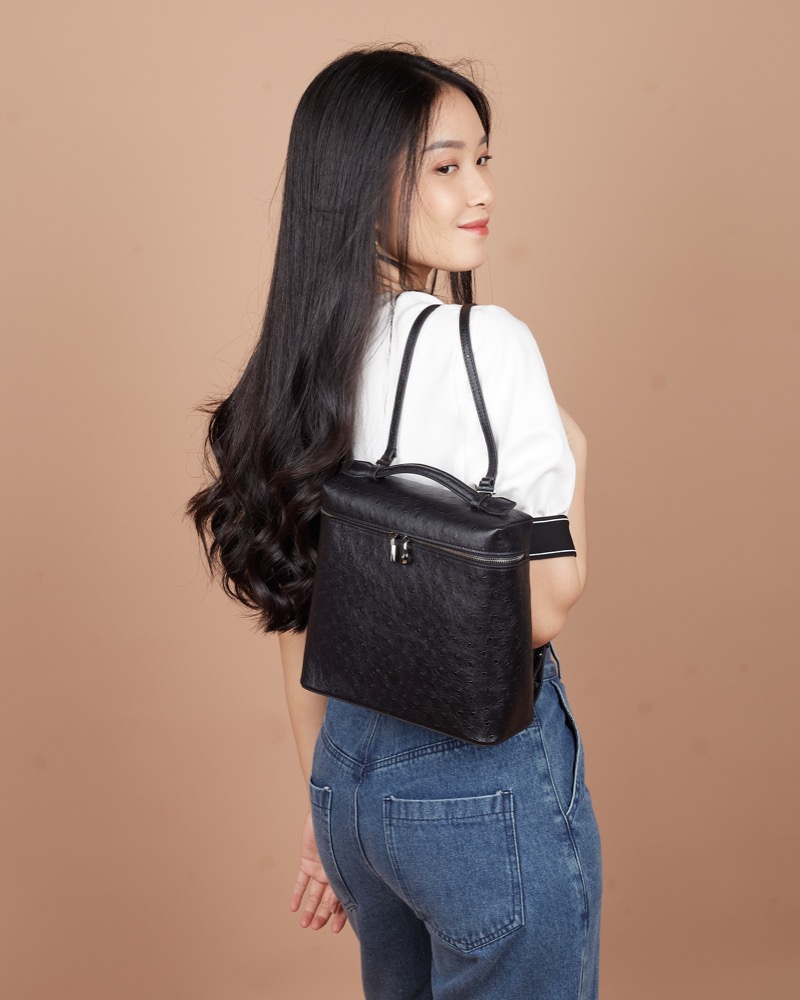 Anonymous Louise Backpack Ostrich (No Brand)