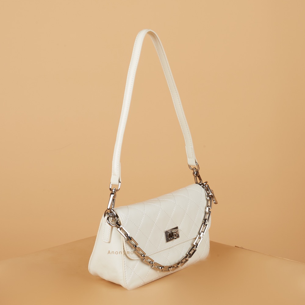 Anonymous Her Bag Diamon Quilted No Brand (Tas Kulit)