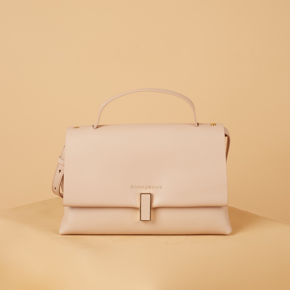 Anonymous Maria Flap Enamel Logo Leather No Brand (Tas Kulit)