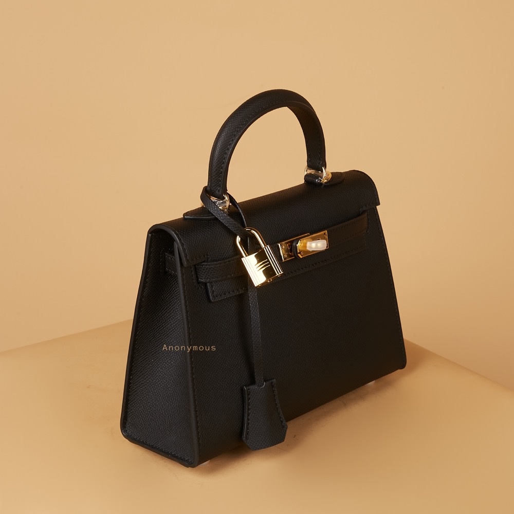 Anonymous Cara Bag k22 Taiga Leather No Brand (Tas Kulit)