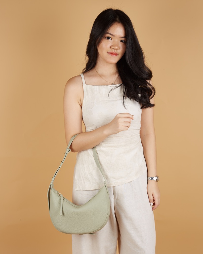 Anonymous Paola Sling Bag No Brand (Tas Kulit)