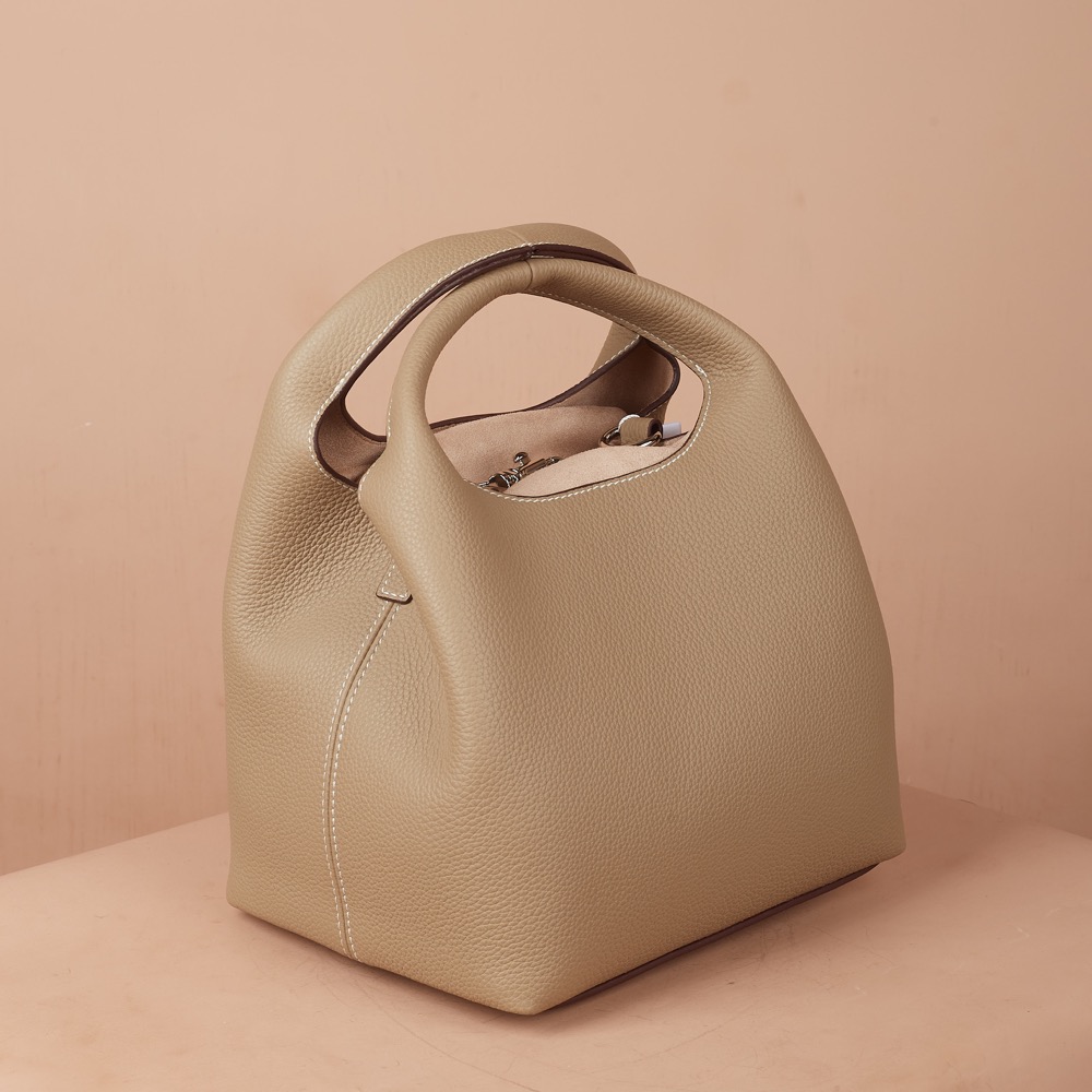 Anonymous Panama Bucket Bag Togo No Brand (Tas Kulit)