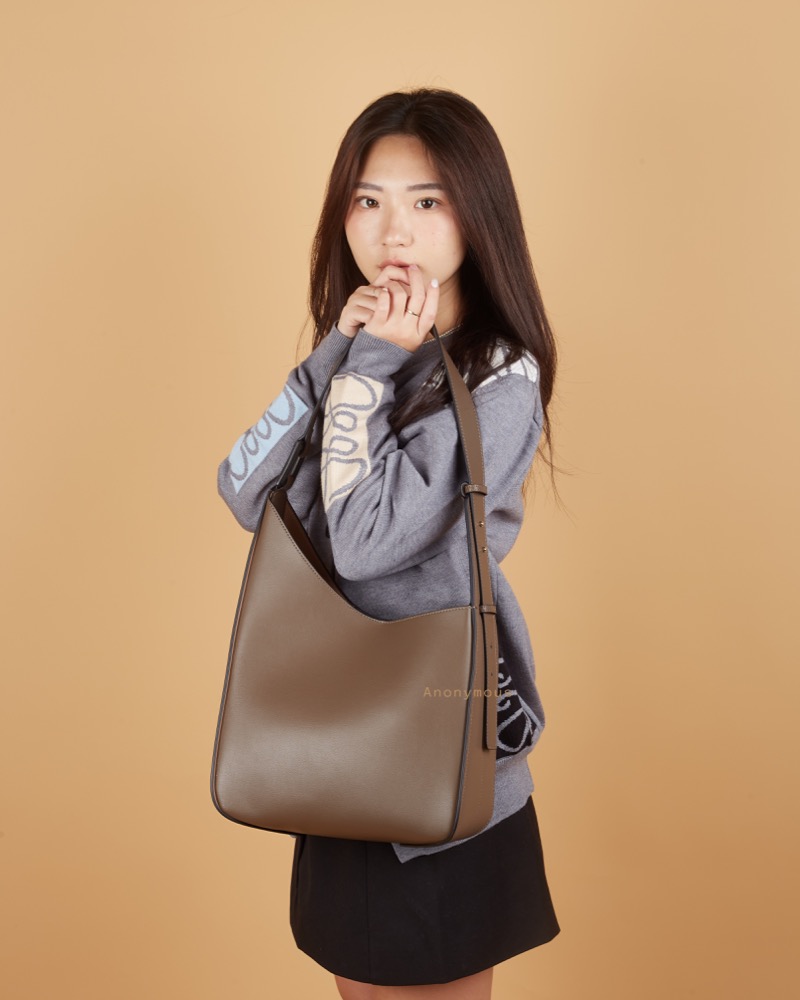 Anonymous Lucca Hobo Leather Bag No Brand (Tas Kulit)