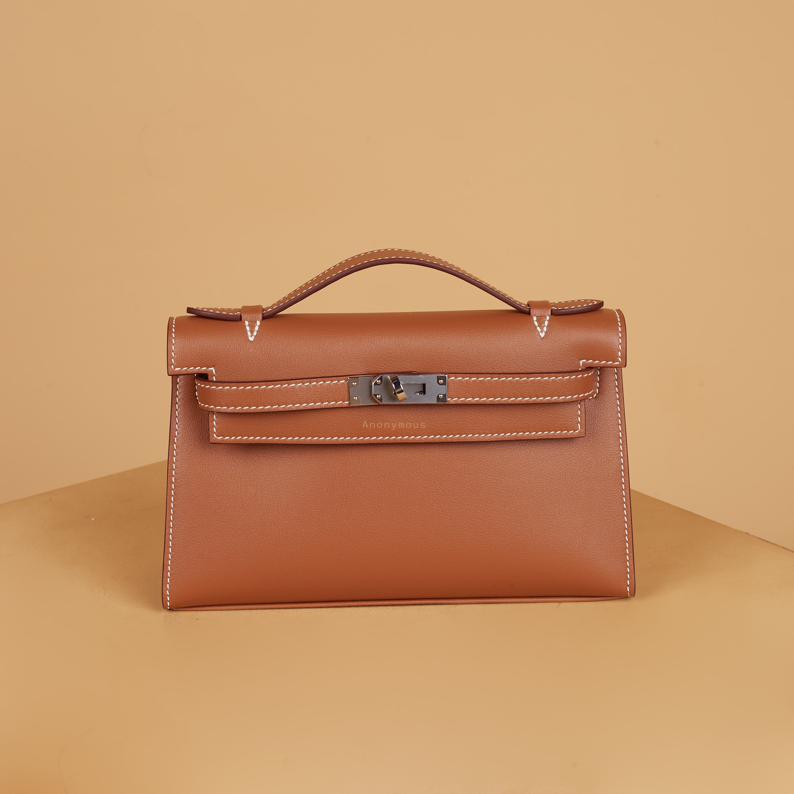 Anonymous Kylee Pochette Swift Leather