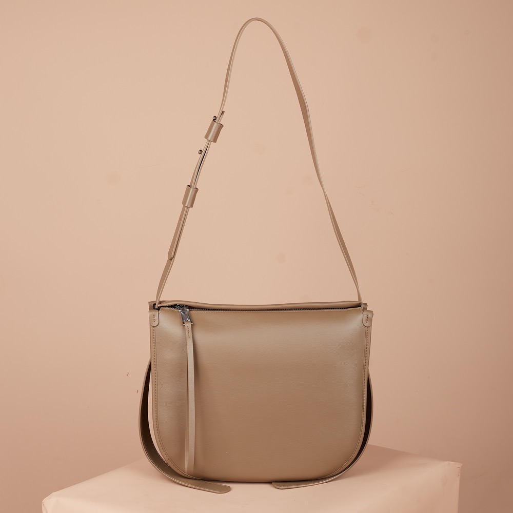Anonymous Isla Crossbody Bag Swift Leather No Brand (Tas Kulit)
