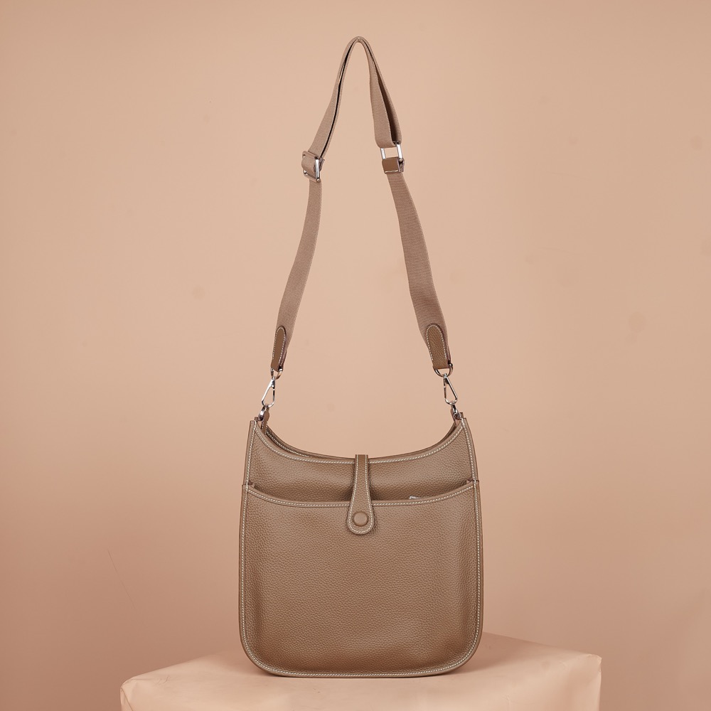 Anonymous Madeline E29 Togo Leather No Brand (Tas Kulit)