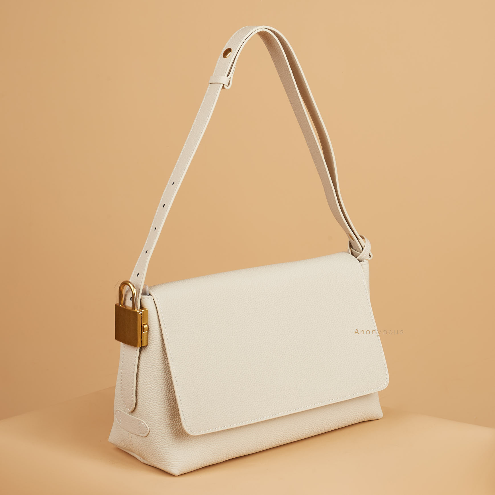 Anonymous Lilou Shoulder Bag Togo GHW