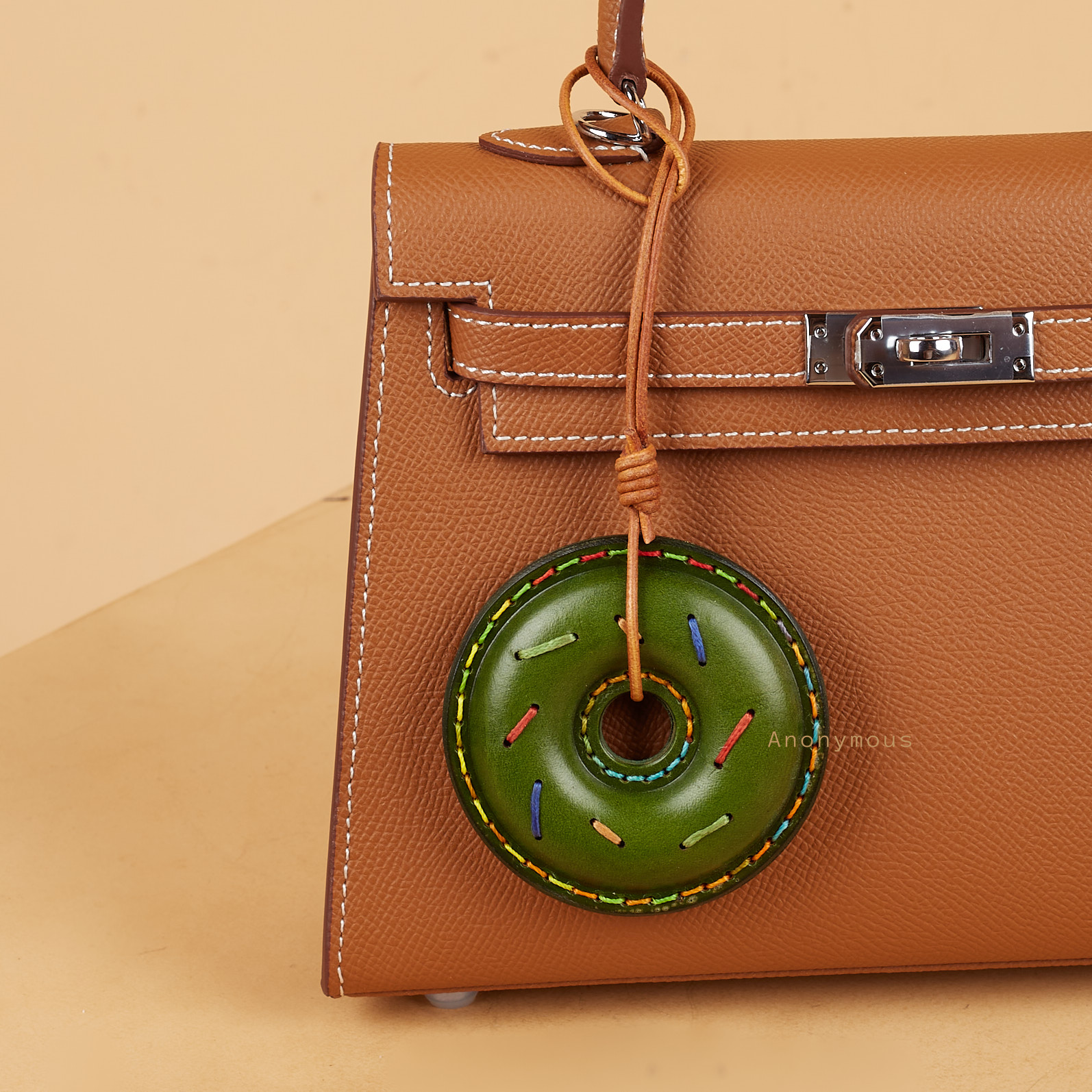 Anonymous Doo-Nut Charm Leather (Gantungan Tas)