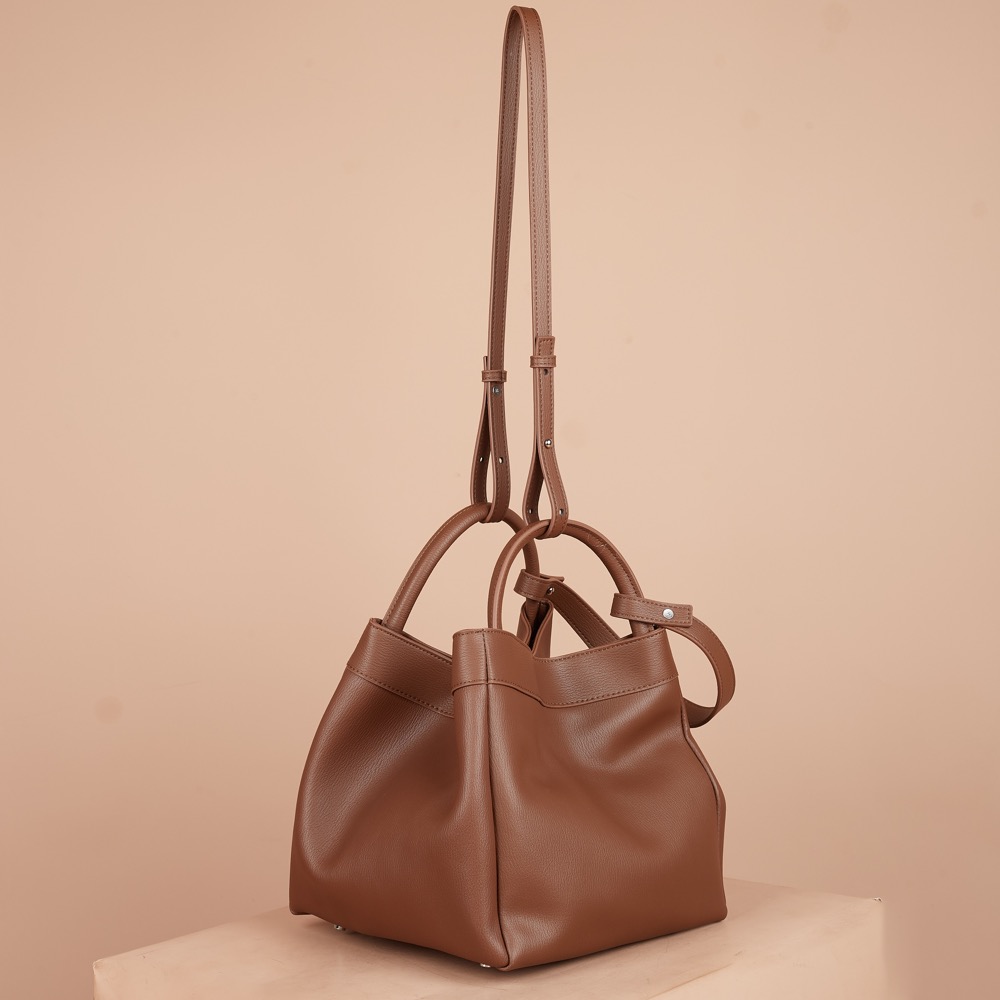 Anonymous Willow Bucket Bag Swift Leather No Brand (Tas Kulit)