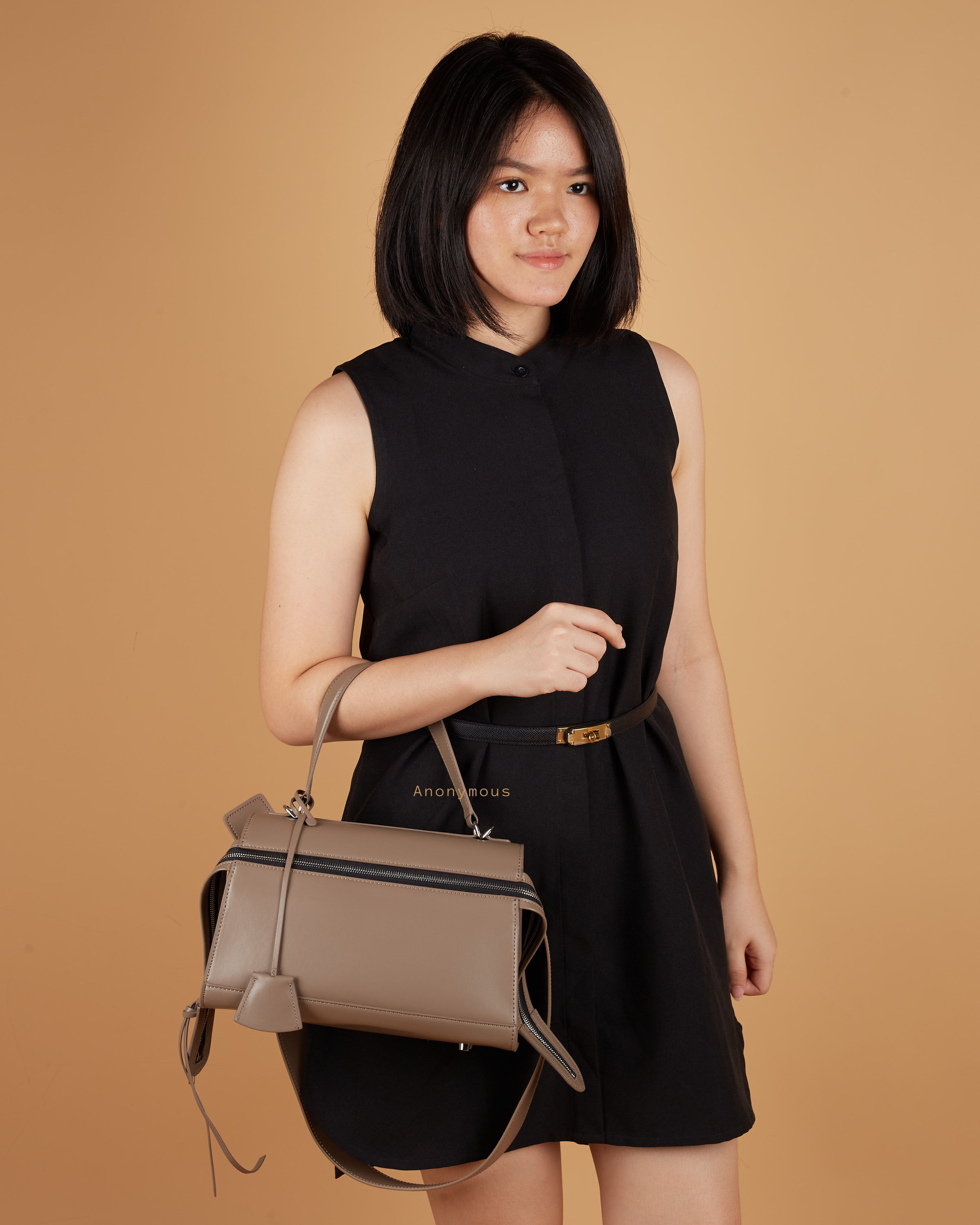 Anonymous Amora 25 Handbag Swift Leather PHW