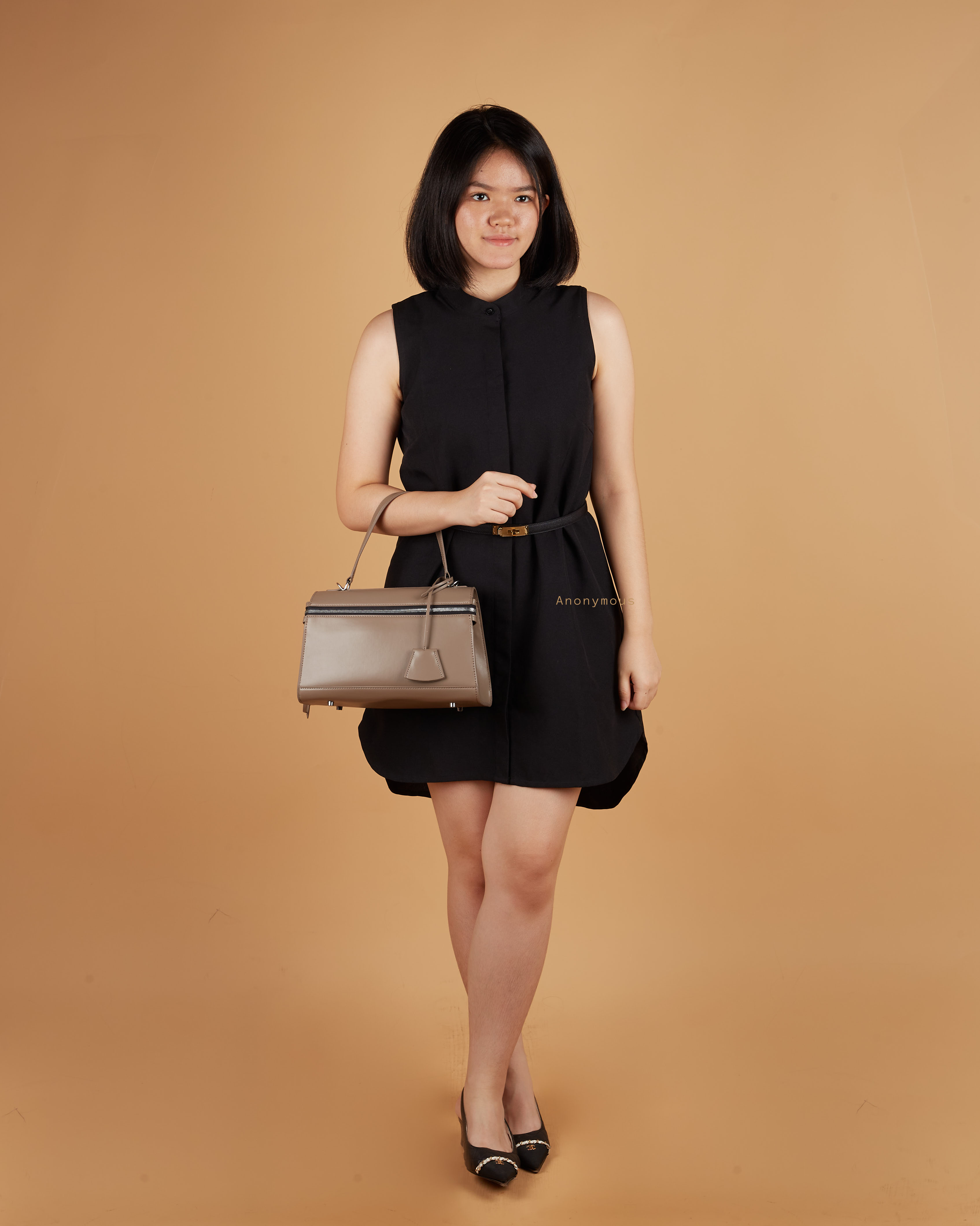 Anonymous Amora 25 Handbag Swift Leather PHW