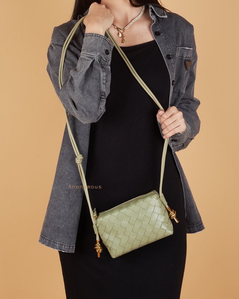 Anonymous Candise Camera Bag Lambskin No Brand (Tas Kulit)
