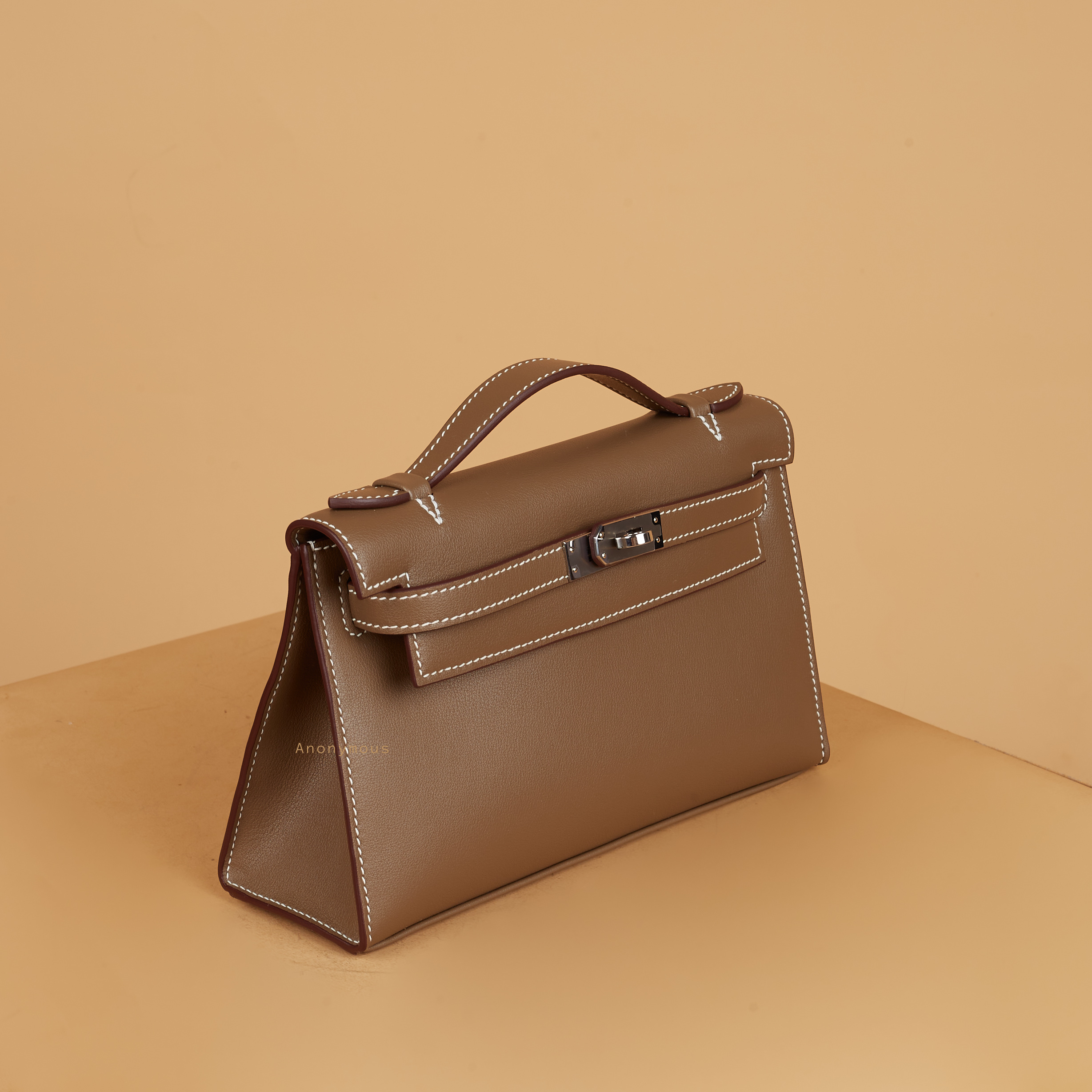 Anonymous Kylee Pochette Swift Leather