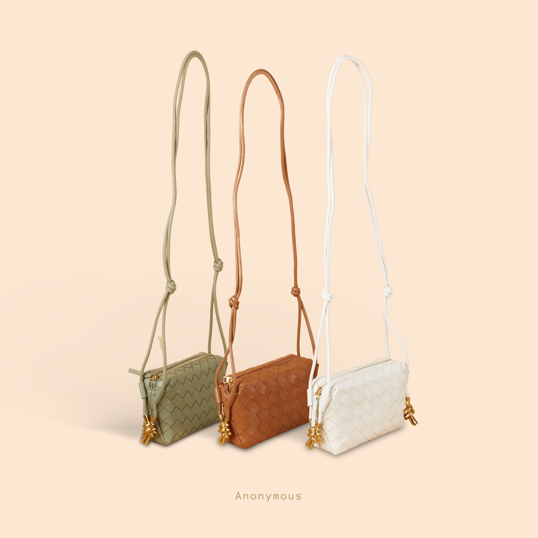 Anonymous Candise Camera Bag Lambskin No Brand (Tas Kulit)