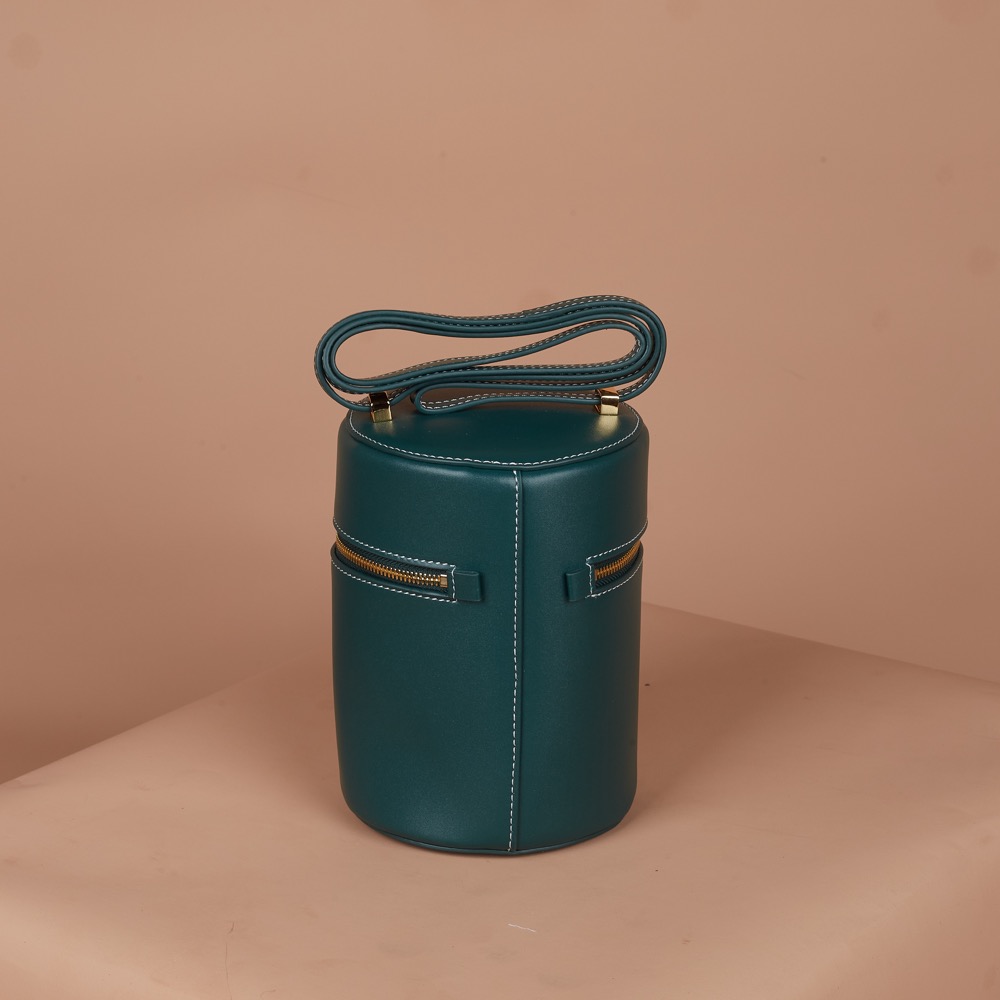 Anonymous Cassie Bucket LP12 Swift Leather No Brand (Tas Kulit)