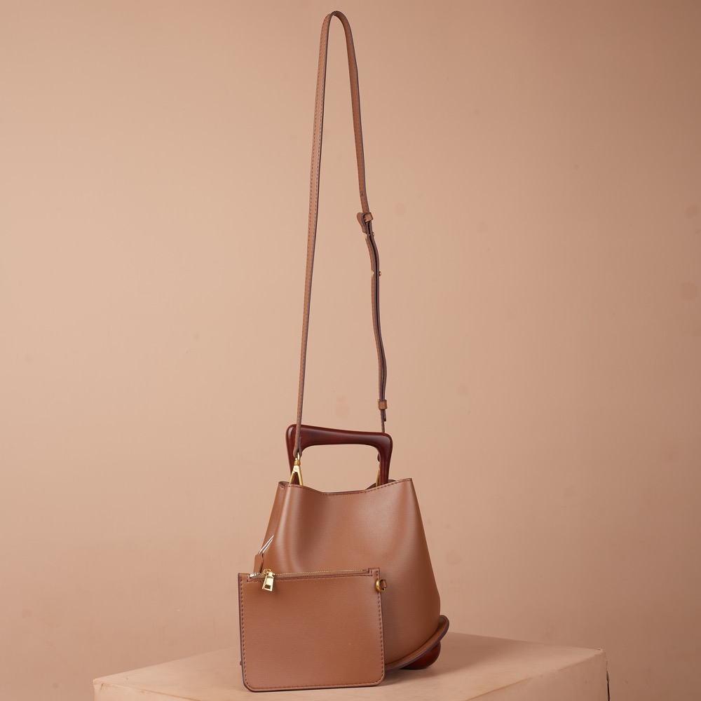 Anonymous Gaea Handbag Large Swift Leather No Brand (Tas Kulit)