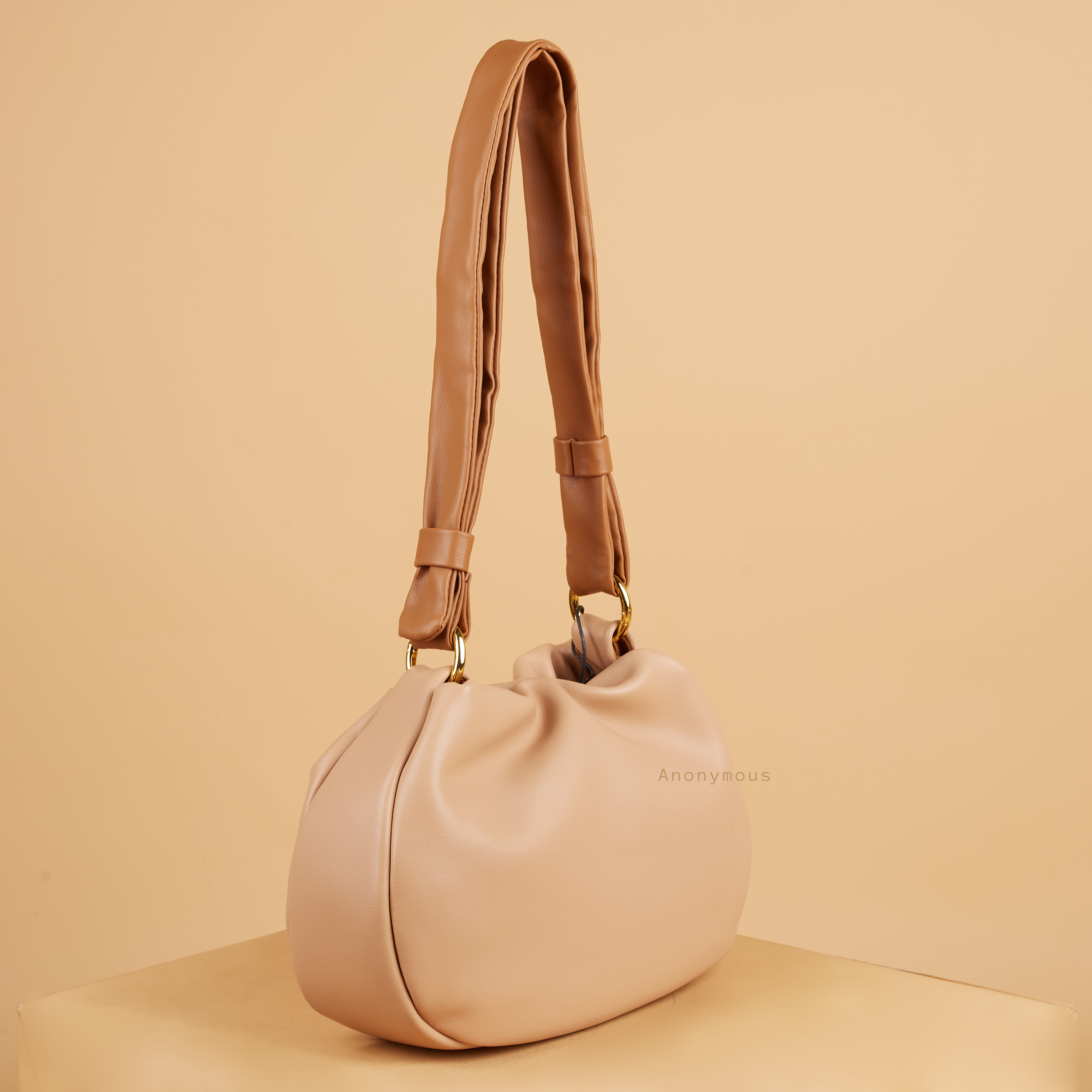Anonymous Mogi Bag Swift Leather No Brand (Tas Kulit)