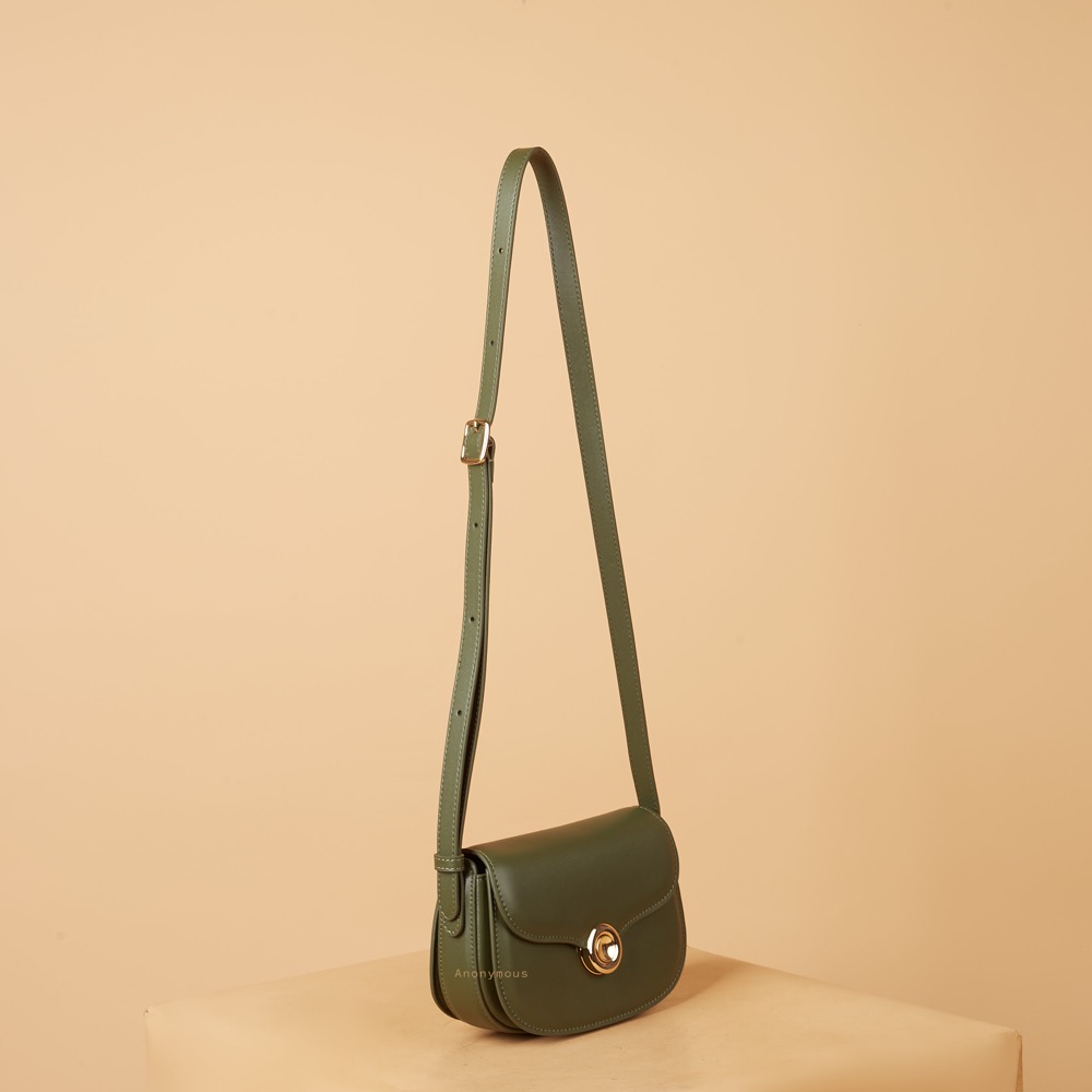 Anonymous Ghiera Bag Box Leather GHW No Brand (Tas Kulit)