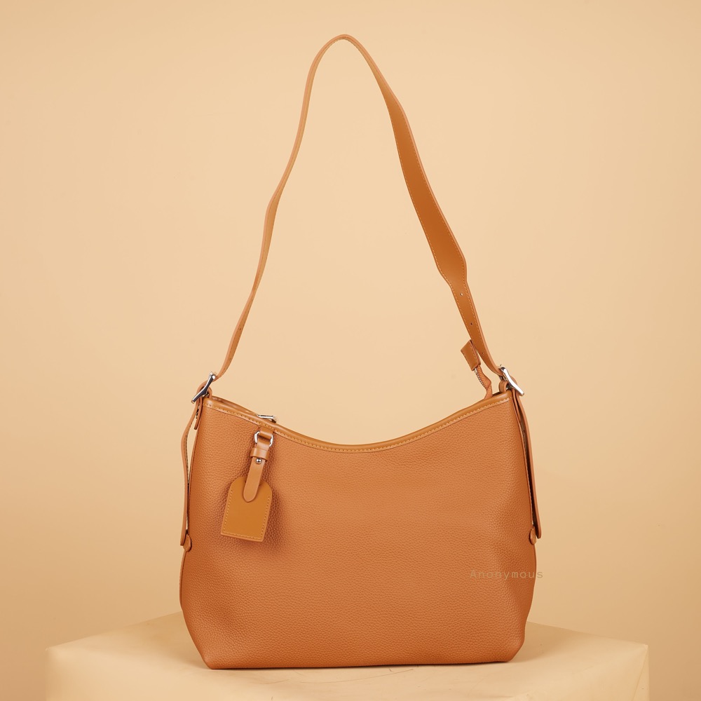 Anonymous Dennis Bobo Bag Togo No Brand (Tas Kulit)