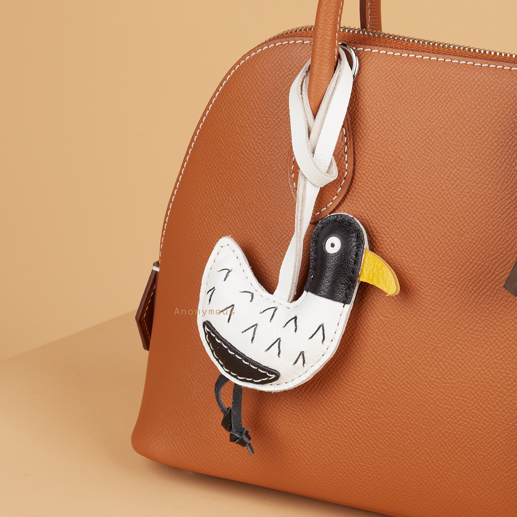 Anonymous Duck King Charm (Gantungan Tas)