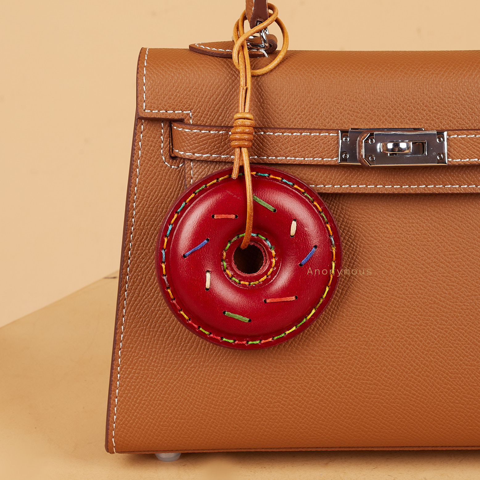 Anonymous Doo-Nut Charm Leather (Gantungan Tas)