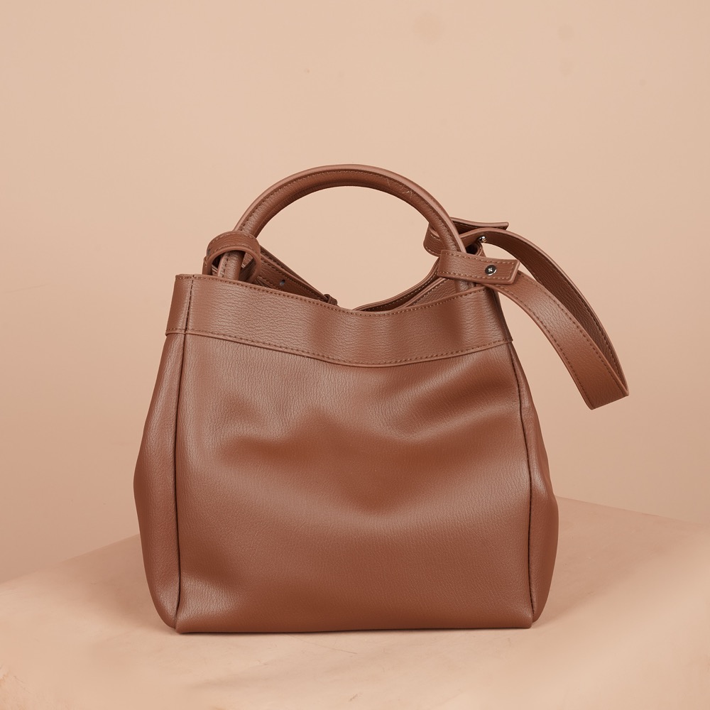 Anonymous Willow Bucket Bag Swift Leather No Brand (Tas Kulit)